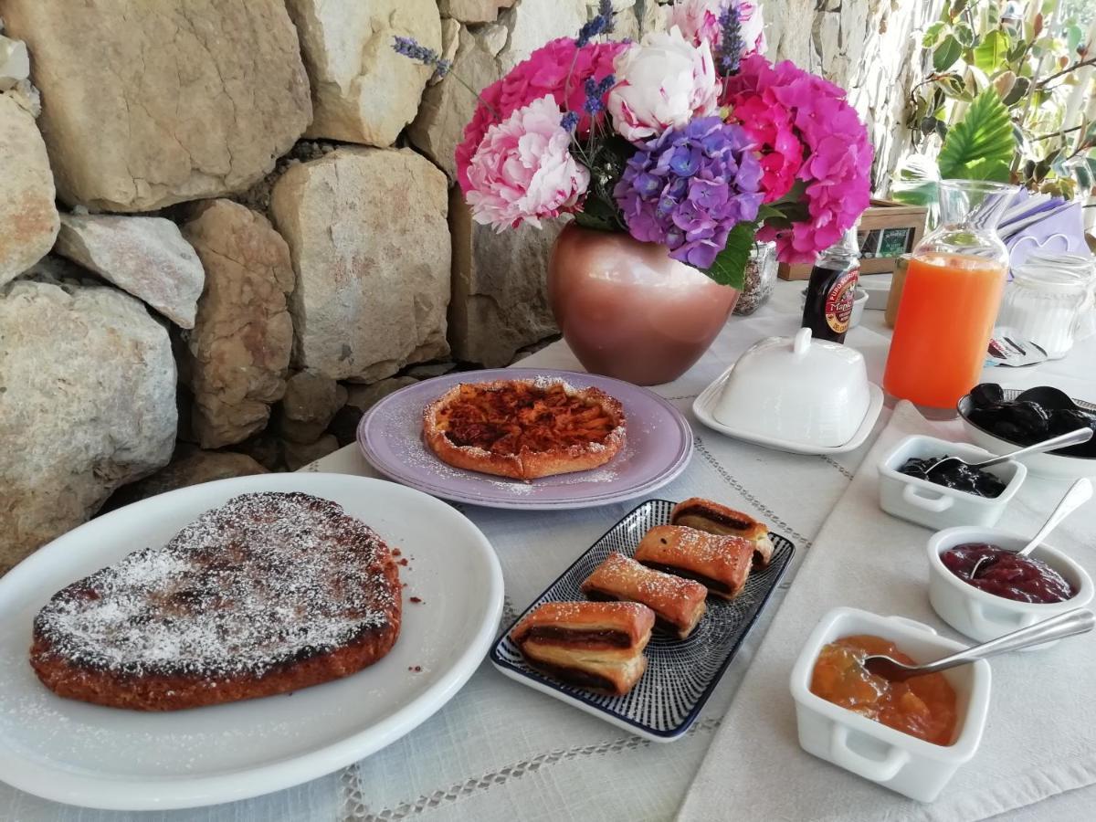 La Cicala Stonata Bed & Breakfast Dolceacqua Bagian luar foto