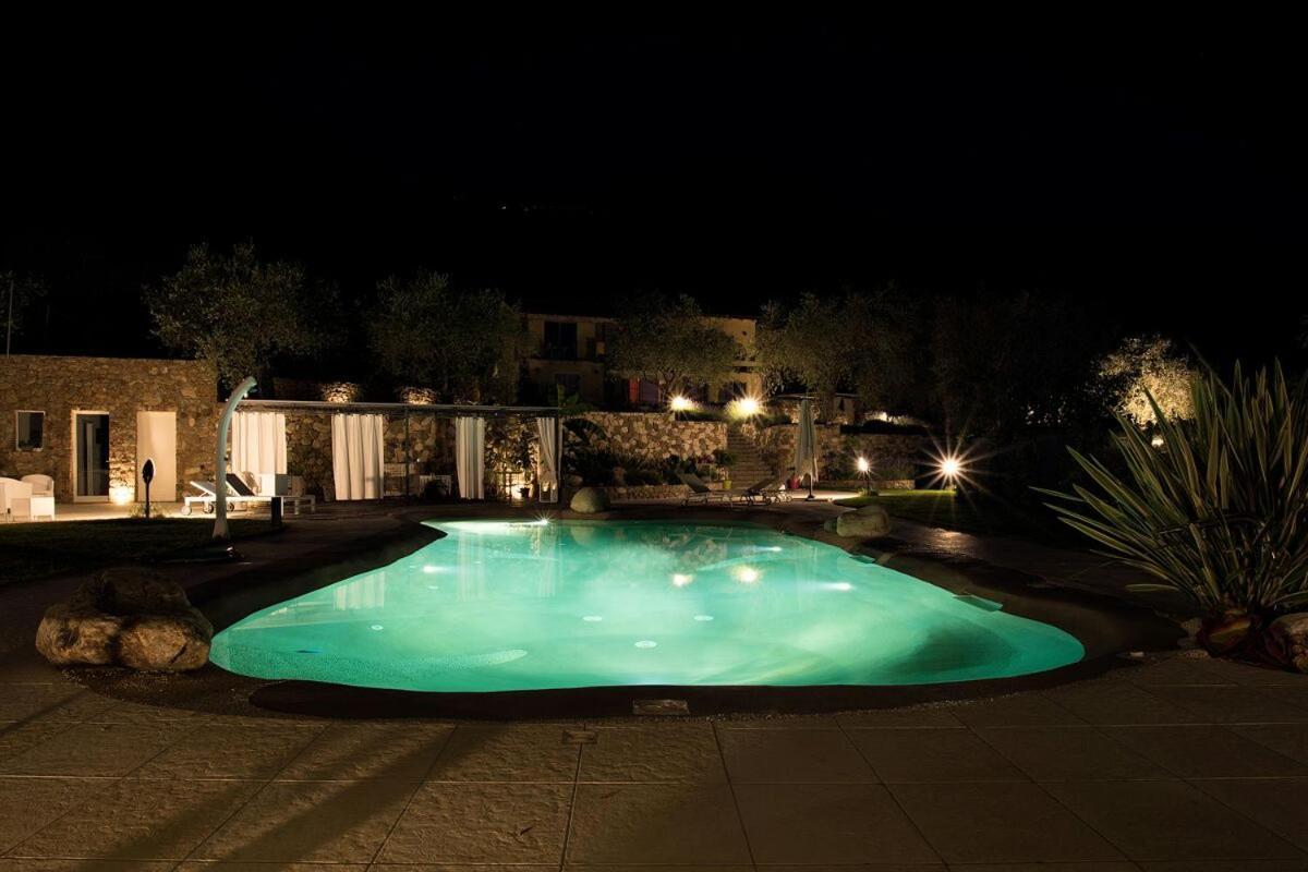 La Cicala Stonata Bed & Breakfast Dolceacqua Bagian luar foto