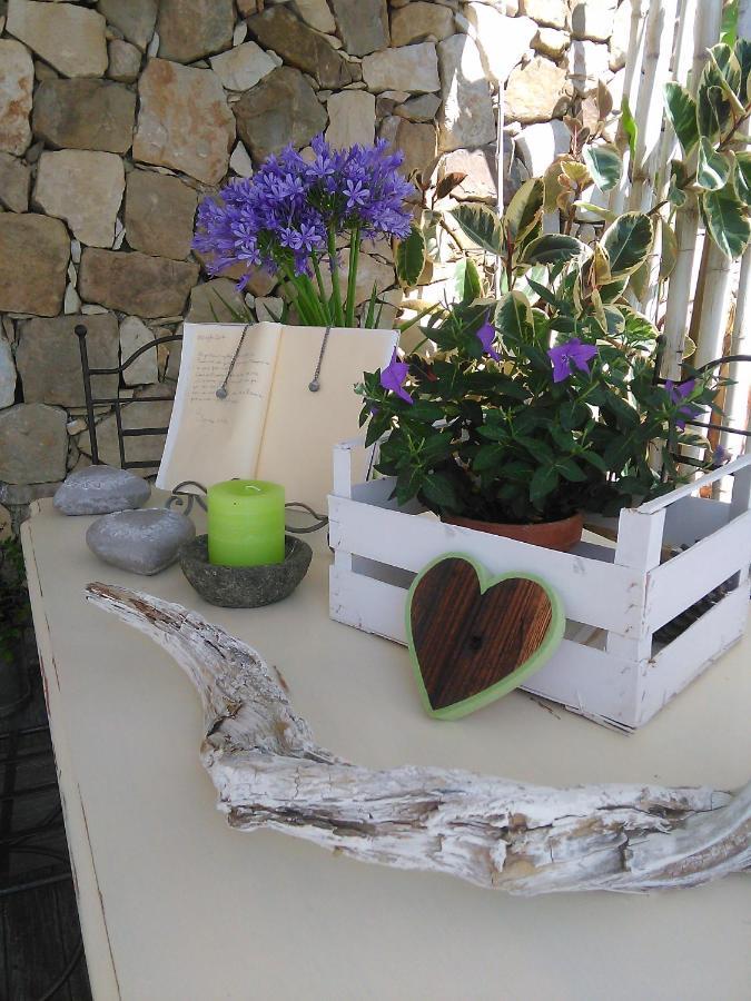 La Cicala Stonata Bed & Breakfast Dolceacqua Bagian luar foto